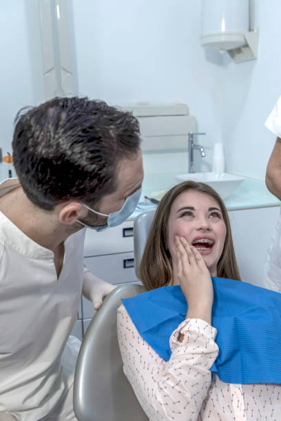 Best Weekend Emergency Dentist in La Homa, TX